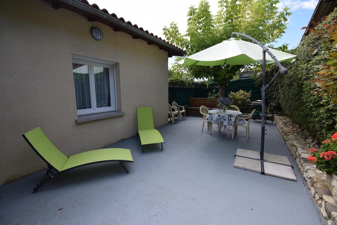 Gite Moncherie Colayrac-Saint-Cirq Exterior foto